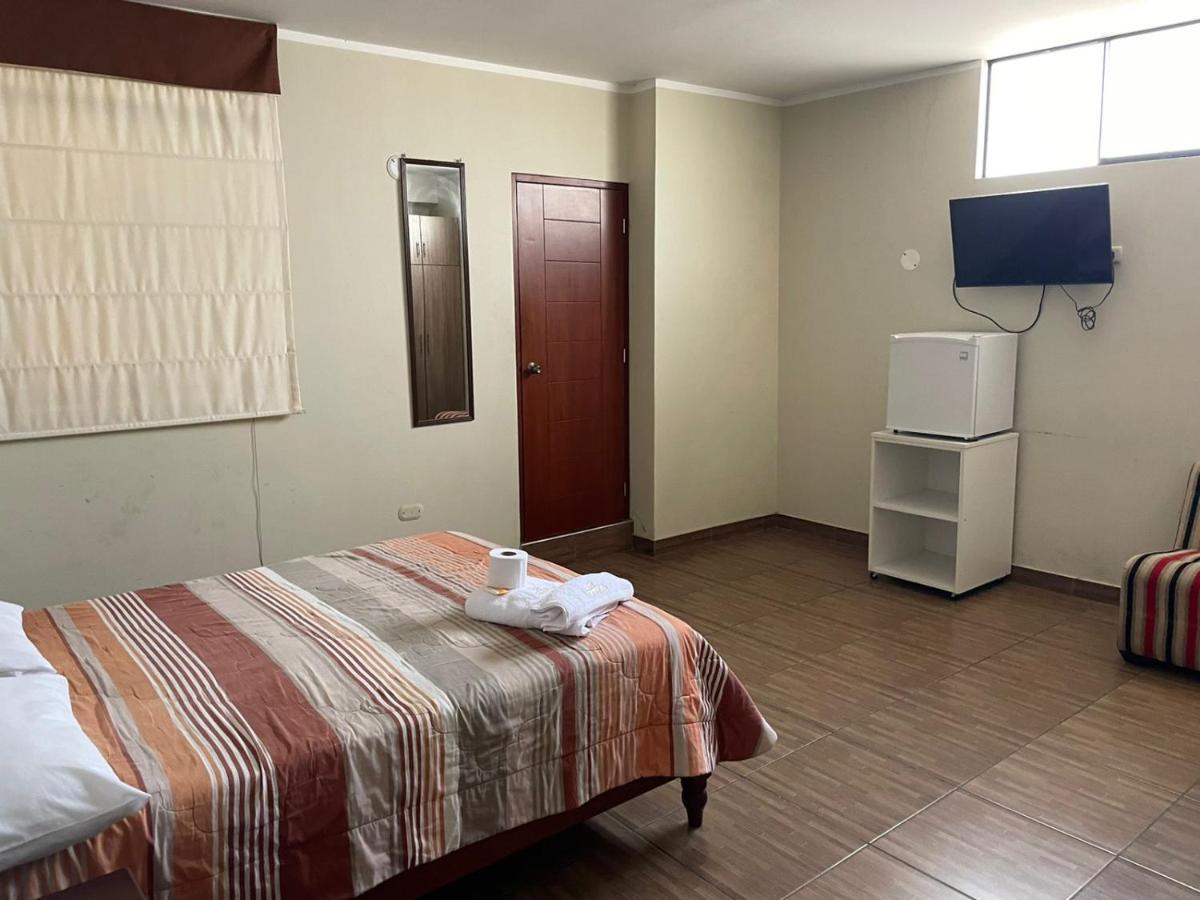 Hotel Plaza Barranca Esterno foto