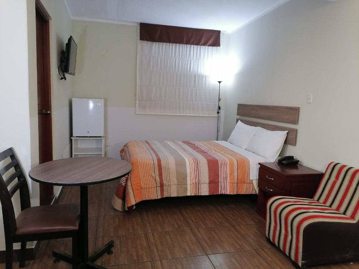 Hotel Plaza Barranca Esterno foto
